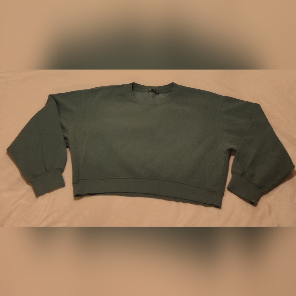 Like-New Zara Cropped Sweater Sz Large